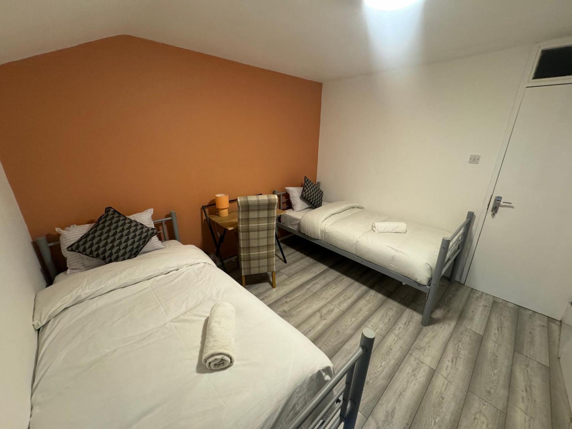 Tottenham Velvet Suites London Exteriör bild